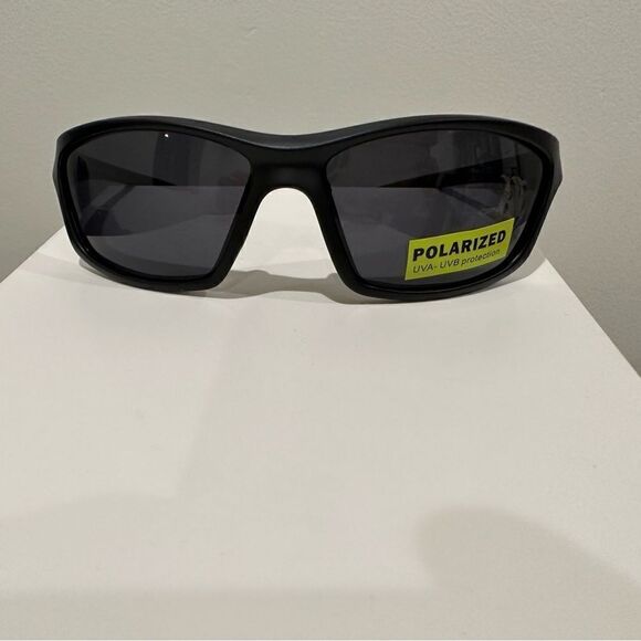 Razor Style Sporty Sunglasses, Plastic Frames, Polarized Lenses, UVA-UVB Protect - Picture 3 of 6